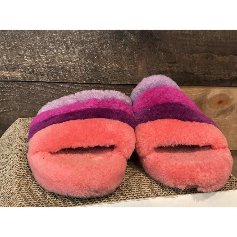 Ugg Fluff Yeah Rainbow Fur‎ Youth Size 4